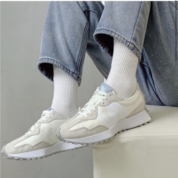 New Balance 327 J.Crew Limited Edition Collab in Sea Salt/Ocean Haze - Picture 2 of 4